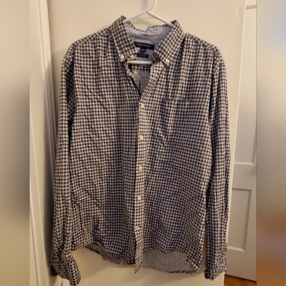 Tommy Hilfiger Large Blue and White Checkered Button-Up Shirt